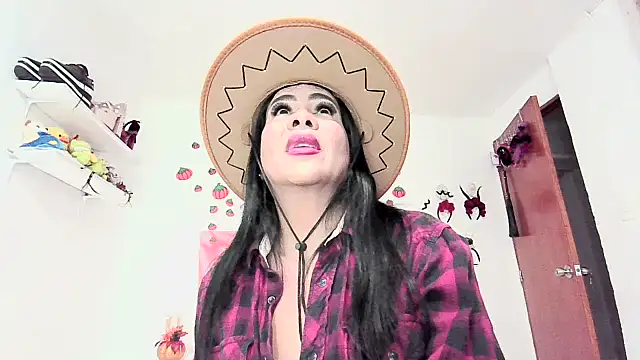 pink chicaxxx online show from 10-09-25, 05:35