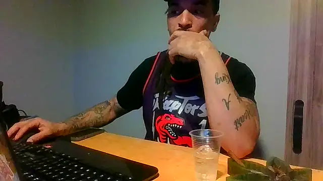 BigWayneBabyXXX online show from 03-15-26, 04:08