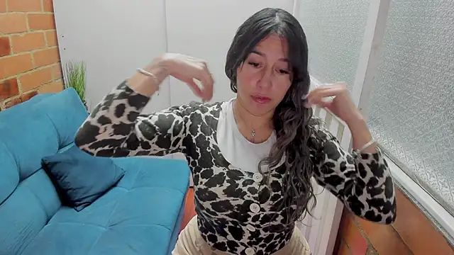 Penelope47 online show from 10-18-25, 06:54