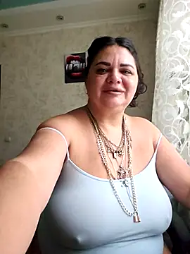 littleRikka online show from 12-19-25, 10:17