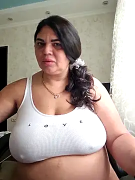 littleRikka online show from 10-02-25, 09:34