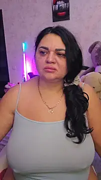 Snapshot of littleRikka chatting on 02-18-26, 03:30 littleRikka online show from 02-18-26, 03:30