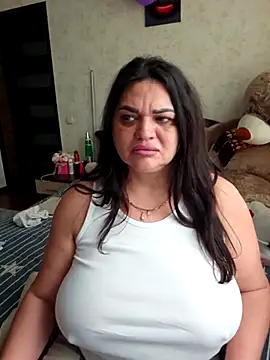 littleRikka online show from 04-13-26, 08:07