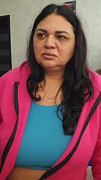 Snapshot of littleRikka chatting on 02-04-26, 08:42 littleRikka online show from 02-04-26, 08:42