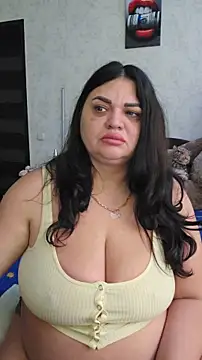 Snapshot of littleRikka chatting on 02-02-26, 08:13 littleRikka online show from 02-02-26, 08:13