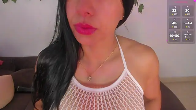 Snapshot of maribad chatting on 05-07-26, 08:12 maribad online show from 05-07-26, 08:12