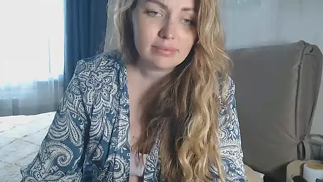 Snapshot of xxkristinaxx chatting on 05-15-26, 08:23 xxkristinaxx online show from 05-15-26, 08:23