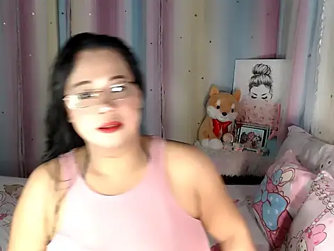 hersheykisses07 online show from 11-05-25, 02:03