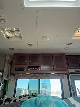  Rapunzel  online show from 10-28-25, 06:51