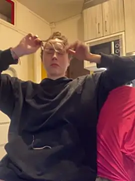 ladyturtle online show from 04-11-26, 07:17