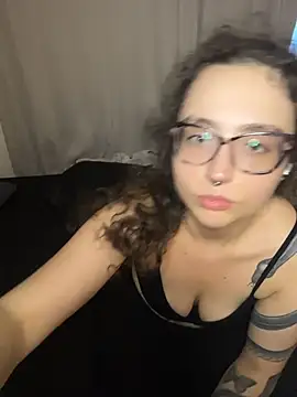 ladyturtle online show from 07-09-26, 04:39