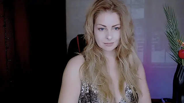 Eleonores online show from 10-30-25, 05:06