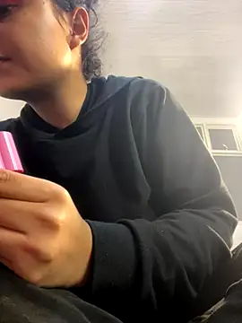 AbbyTaylorr online show from 10-07-25, 03:51