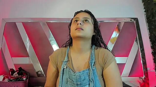 AbbyTaylorr online show from 11-12-25, 09:07