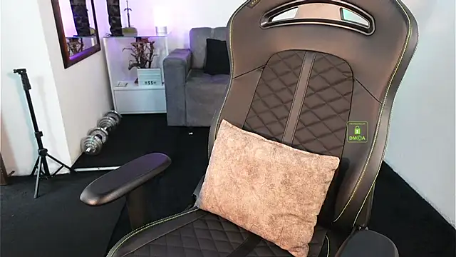 Snapshot of knimh chatting on 03-04-26, 05:31 knimh online show from 03-04-26, 05:31