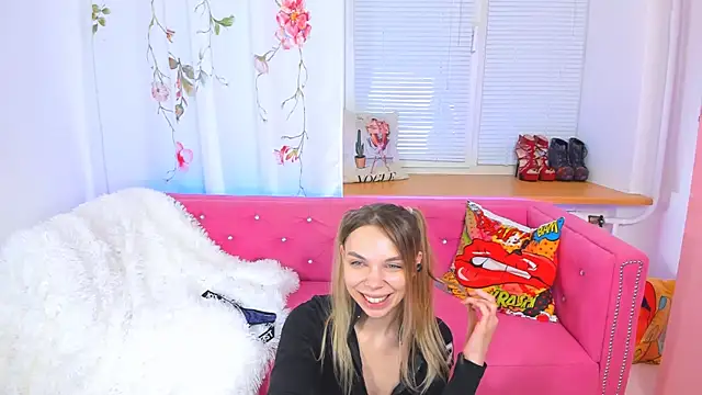 Snapshot of The_Deep_Passion chatting on 03-12-25, 02:34 The Deep Passion online show from 03-12-25, 02:34