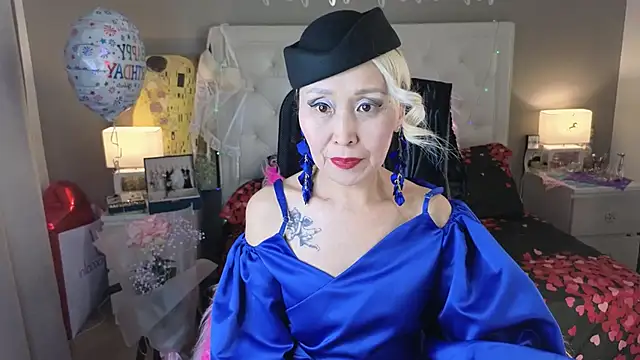 RoxalanaStar online show from 04-08-26, 08:10