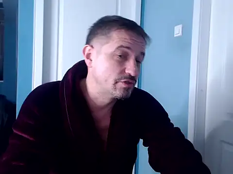 Snapshot of MisterFaithRO chatting on 04-12-26, 09:07 MisterFaithRO online show from 04-12-26, 09:07