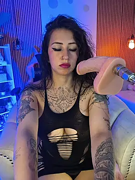 Snapshot of Tattooed_spittingdoll chatting on 03-08-26, 09:07 Tattooed spittingdoll online show from 03-08-26, 09:07