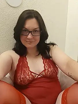 Snapshot of DesreRose chatting on 07-02-26, 12:44 DesreRose online show from 07-02-26, 12:44