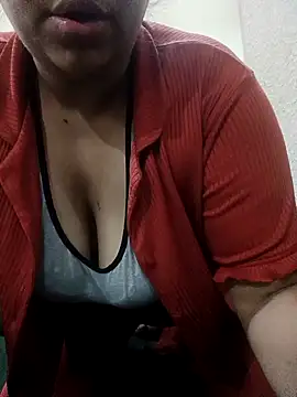 Snapshot of ssss12123131 chatting on 11-23-25, 03:44 ssss12123131 online show from 11-23-25, 03:44