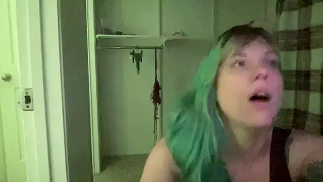 TheDaisyChaos online show from 05-07-26, 02:05