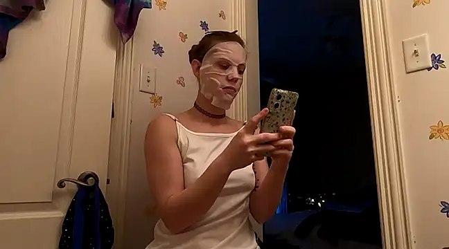 TheDaisyChaos online show from 01-15-25, 08:48