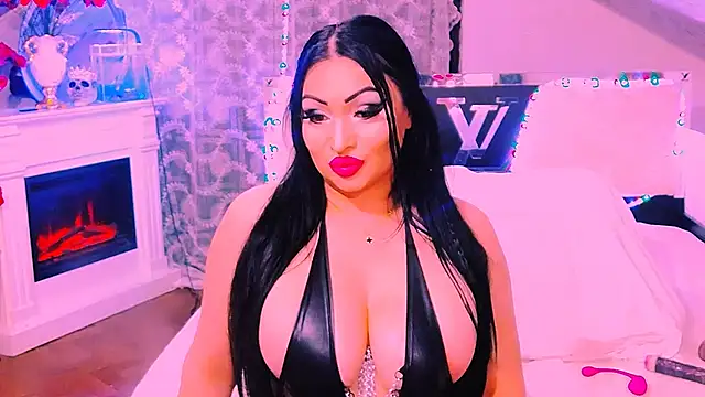 AmyraSunris online show from 10-28-25, 10:20