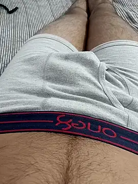 Babyucum4me online show from 11-13-25, 06:01