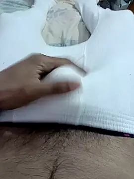 Snapshot of Babyucum4me chatting on 10-16-25, 04:26 Babyucum4me online show from 10-16-25, 04:26