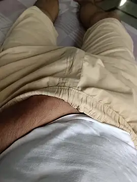 Snapshot of Babyucum4me chatting on 07-19-26, 07:17 Babyucum4me online show from 07-19-26, 07:17