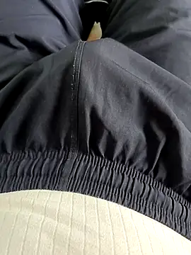 Snapshot of Babyucum4me chatting on 02-22-25, 06:50 Babyucum4me online show from 02-22-25, 06:50