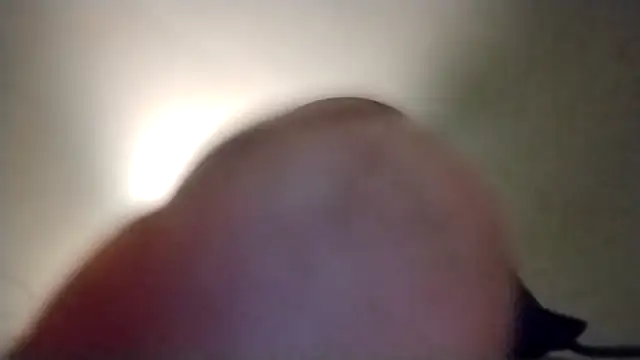 Snapshot of ThickDMatty@xh chatting on 12-29-24, 11:18 ThickDMattyxh online show from 12-29-24, 11:18