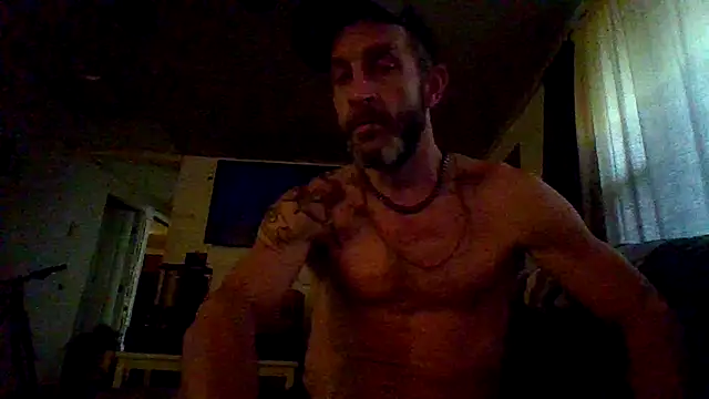 Snapshot of ThickDMatty@xh chatting on 03-15-25, 10:22 ThickDMattyxh online show from 03-15-25, 10:22