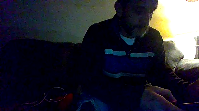 Snapshot of ThickDMatty@xh chatting on 03-11-25, 12:50 ThickDMattyxh online show from 03-11-25, 12:50