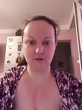 Snapshot of BustyLadyAlma chatting on 02-24-26, 06:36 BustyLadyAlma online show from 02-24-26, 06:36