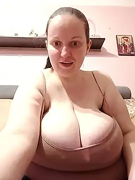 BustyLadyAlma online show from 06-01-26, 07:30