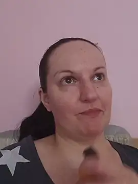 BustyLadyAlma online show from 07-12-26, 06:58