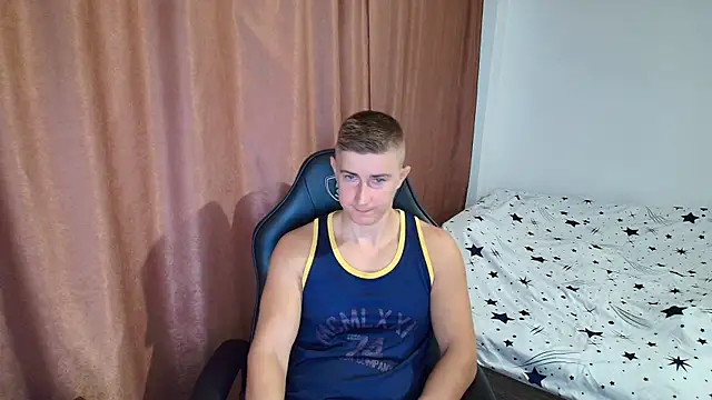 Todhorny9873 online show from 12-04-25, 07:40