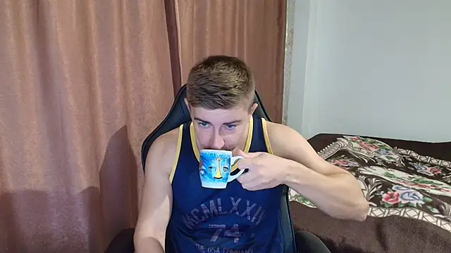 Todhorny9873 online show from 12-03-24, 05:37