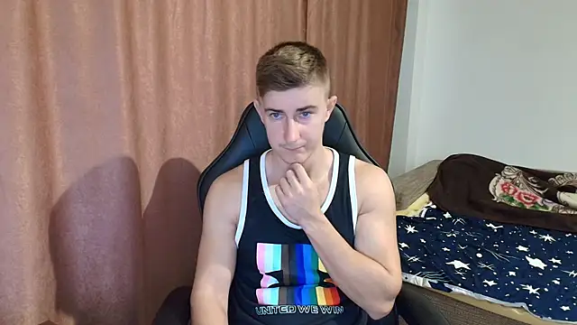 Todhorny9873 online show from 01-09-25, 05:44