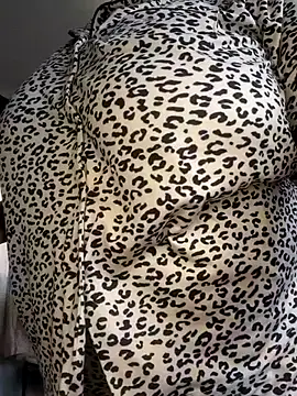 SWEETDOLLY29XX online show from 05-25-26, 10:14