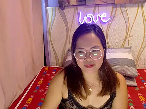 BURBERRY69 online show from 03-01-26, 11:49