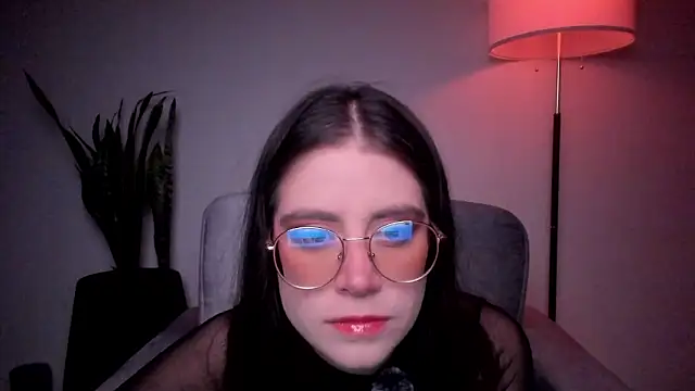 HazelKush online show from 03-12-26, 09:30