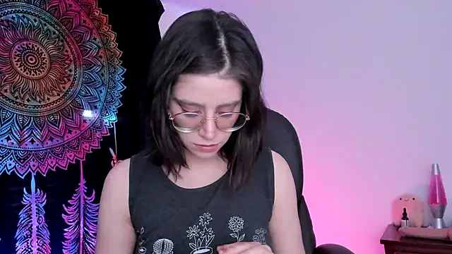 HazelKush online show from 03-19-25, 08:32