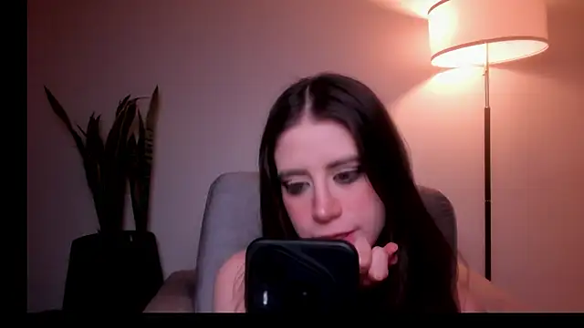 HazelKush online show from 05-20-26, 11:13
