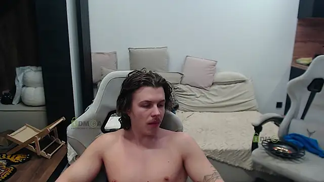 Sunny-Girl1 online show from 04-03-26, 11:22