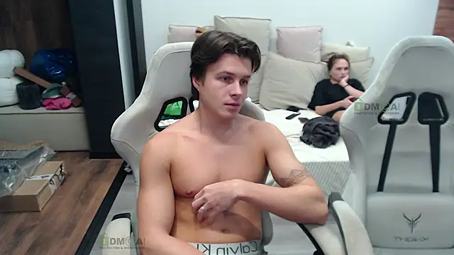 Sunny-Girl1 online show from 11-06-25, 07:07