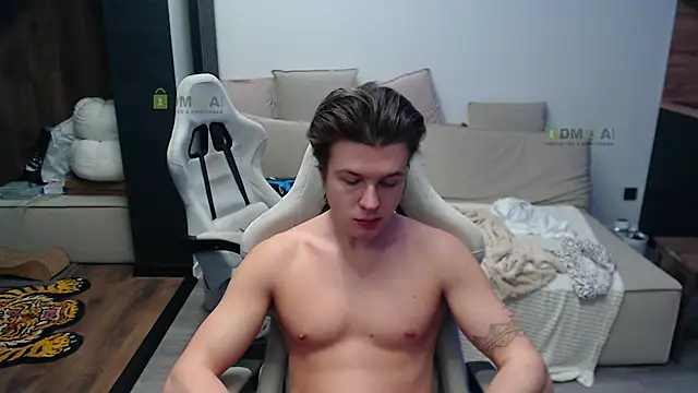 Sunny-Girl1 online show from 01-14-26, 07:23