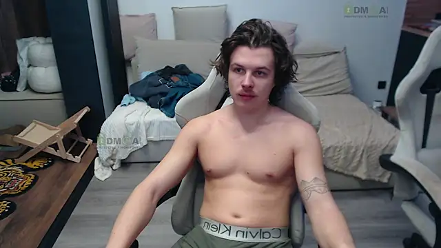 Sunny-Girl1 online show from 04-03-26, 06:31